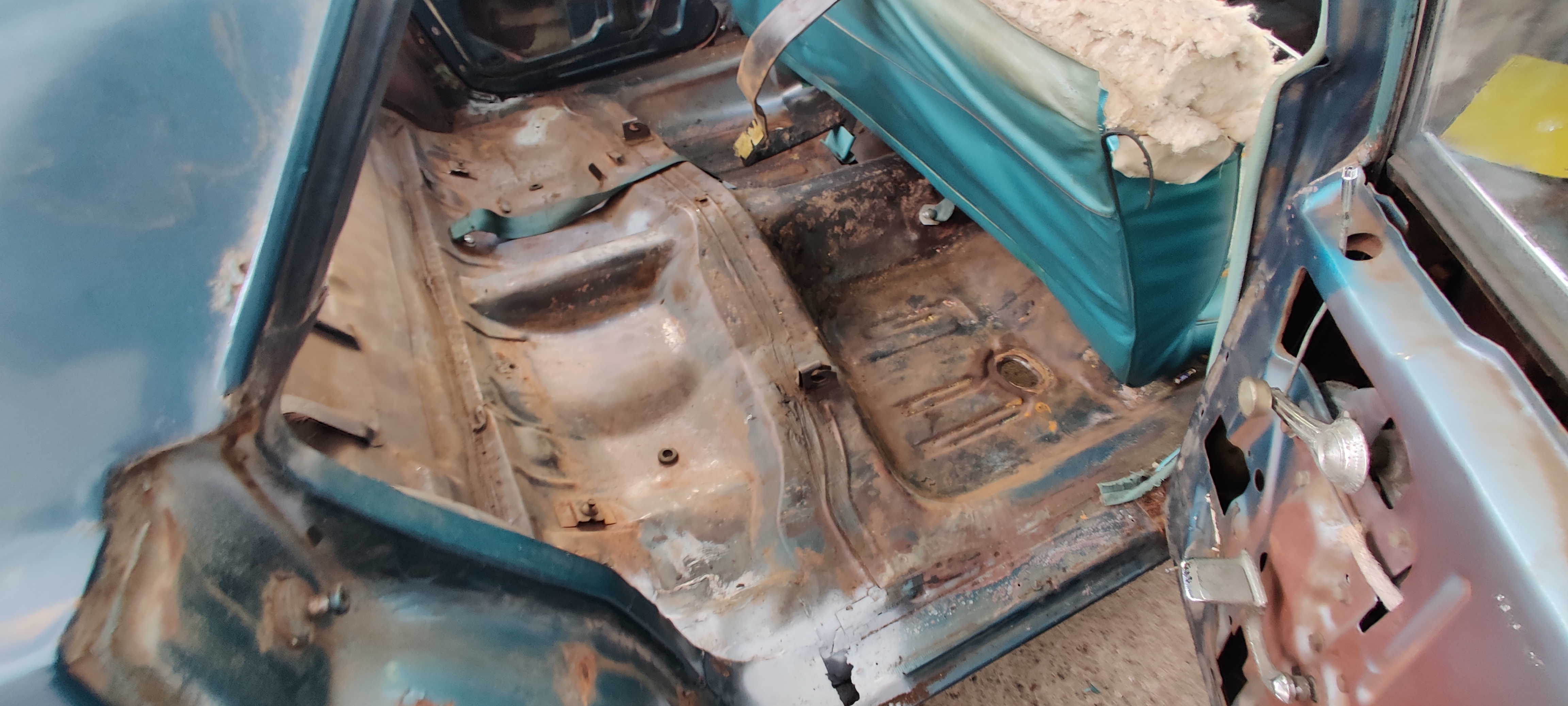 Rear floor